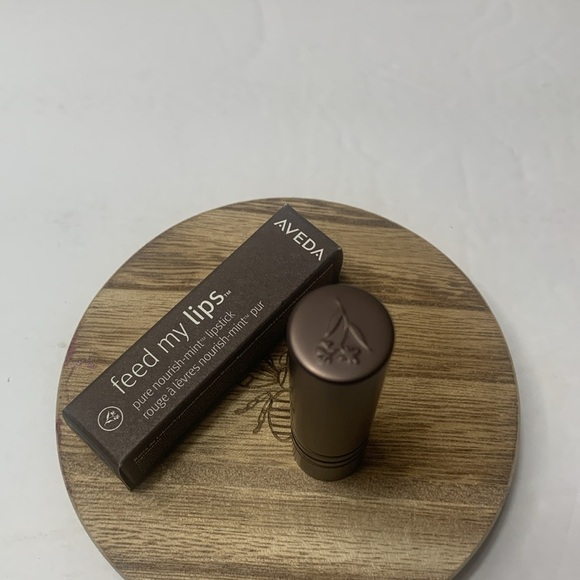 AVEDA Vegan Lipstick Feed My Lips Color Passion Fruit New - Picture 6 of 10